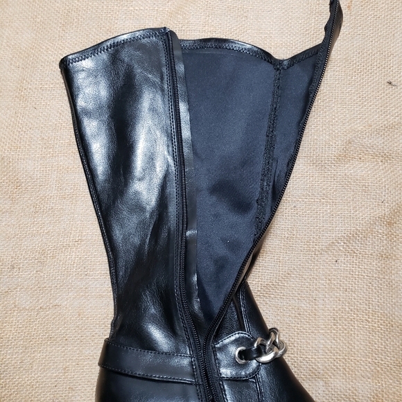 CLOUDWALKER Black Heeled Boots MOTO - Picture 7 of 8